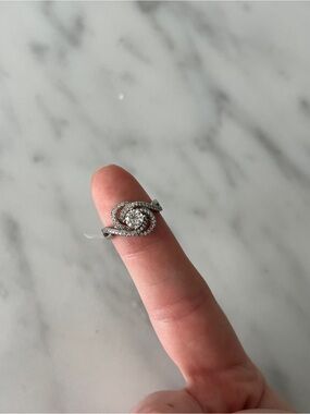 Sterling Silver Swirl Halo Ring | CZ Center Stone | Size 6